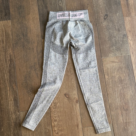 SOLD Gymshark Heathered Gray Leggings - Picture 1 of 4